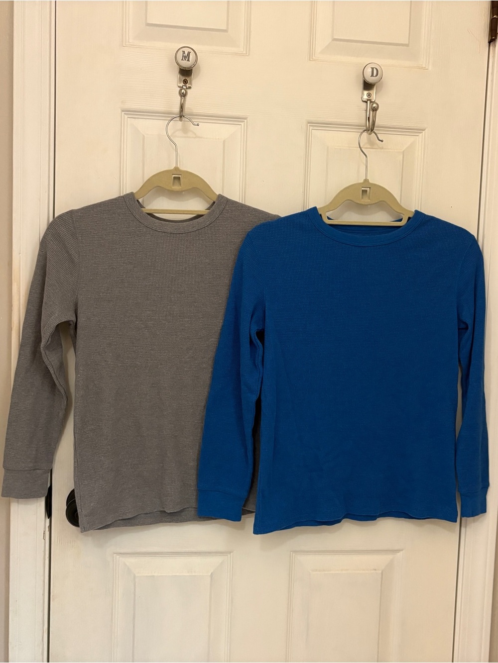 Old Navy Set of 2 Boys Waffle Knit Long Sleeve Tops